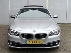 BMW 5-serie - 520D Aut8 184pk Luxury High Exe Edition (schuifdak, m-sportleer, camera)