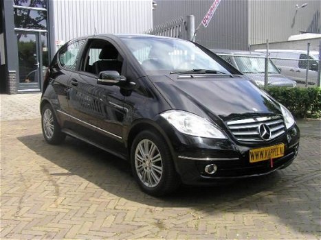 Mercedes-Benz A-klasse - 150 Avantgarde 167d km nap 1e eigenaar airco sturbekr nieuwe apk - 1