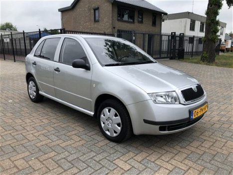 Skoda Fabia - 1.2 - Zeer Nette 5drs Auto - 1