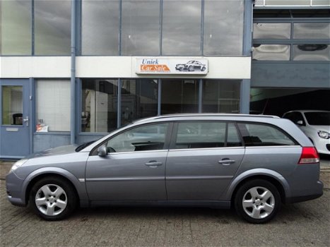 Opel Vectra Wagon - 1.8-16V Business - 1