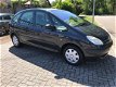 Citroën Xsara Picasso - 2.0i-16V Différence 2003, Automaat, APK Nieuw - 1 - Thumbnail