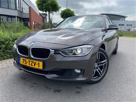 BMW 3-serie - 320i NAP/PDC/NAVI/XENON - 1