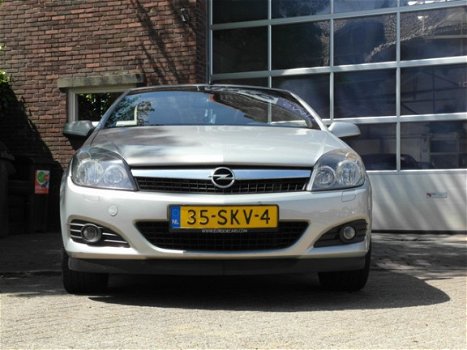 Opel Astra TwinTop - 1.8 Cosmo - 1