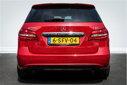 Mercedes-Benz B-klasse - 200 CDI Aut. 136pk Ambition Full map navigatie/ Bi xenon/ Cruise control/ T - 1