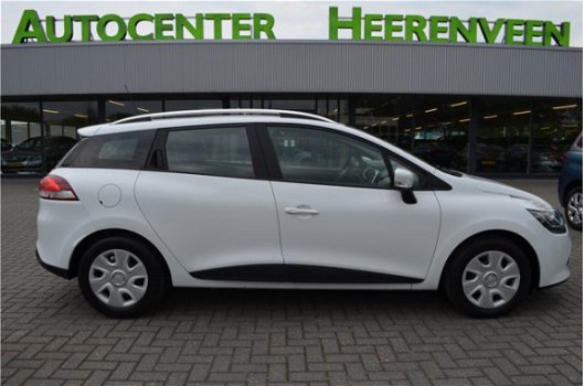 Renault Clio Estate - 1.5 dCi ECO Expression 50 procent deal 3.475, - ACTIE LED / PDC / Cruise / Nav - 1