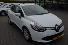 Renault Clio Estate - 1.5 dCi ECO Expression 50 procent deal 3.475, - ACTIE LED / PDC / Cruise / Nav