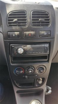 Kia Rio - 1.5 LS , Airco, Bleutooth, APK - 1