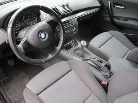 BMW 1-serie - 116i Business Line 5-DEURS - 1