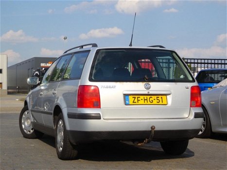 Volkswagen Passat Variant - 1.8-5V Comfortline CLIMATE (bj1999) - 1