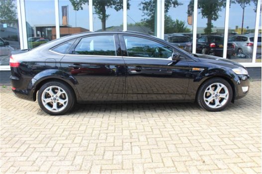 Ford Mondeo - 2.0 TDCi Titanium Cruise / Clima / LMV / N.A.P - 1