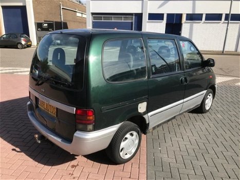 Nissan Serena - 1.6 Comfort 8p. Airconditioning / met twee zij schuifdeurs - 1