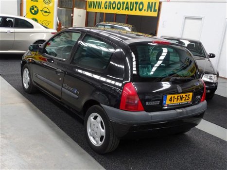 Renault Clio - 1.4-16V Si Stuurbekrachtiging - 1