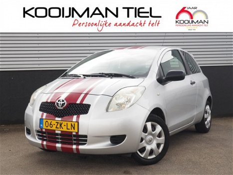 Toyota Yaris - 1.0 12V VVT-I 3DR Spirit - 1