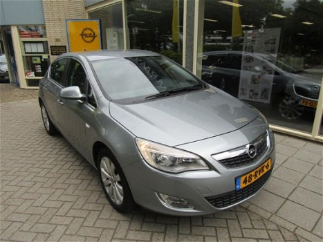 Opel Astra - 1.4 TURBO AUTOM. NAVI/ECC/TREKH./BLUET - 1