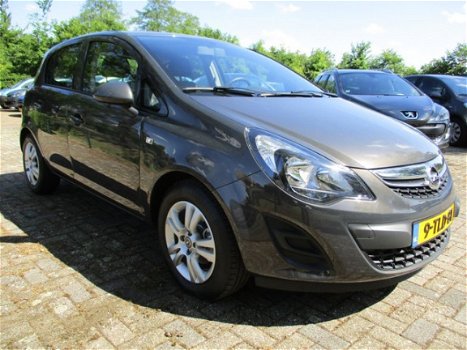 Opel Corsa - 1.2-16V Berlin - 1