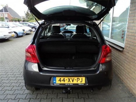 Toyota Yaris - 1.3 VVTi Linea Sol S-line - 1