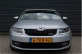 Skoda Octavia Combi - 1.6 TDI Greenline Businessline Xenon Groot-Navigatie PDC - 1 - Thumbnail