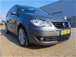 Volkswagen Touran - 2.0 TDI Comfortline /Navi/6Bak/Park sens/Clima/Distributie 40dkm vv/Cruise contr - 1 - Thumbnail