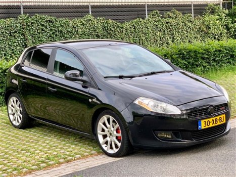 Fiat Bravo - 1.9 16v Gereserveerd - 1