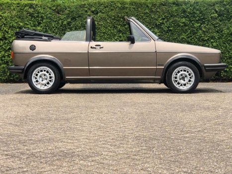 Volkswagen Golf Cabriolet - 1.8 GL 5 versnellingen - 1