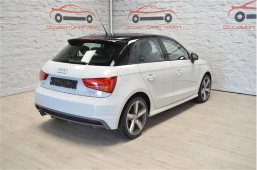 Audi A1 Sportback - 1.0 TFSI Attraction S-Line Exterieur - 1