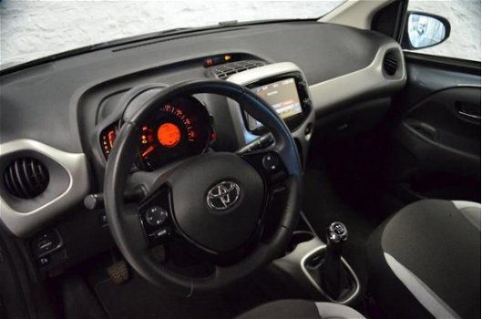 Toyota Aygo - 1.0 VVT-i x -Play - 1