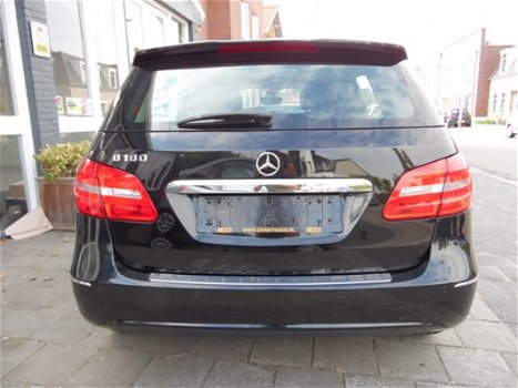 Mercedes-Benz B-klasse - 180 AUTOMAAT LEDER GPS - 1