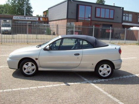 Renault Mégane Cabrio - 1.6-16V Sport - 1