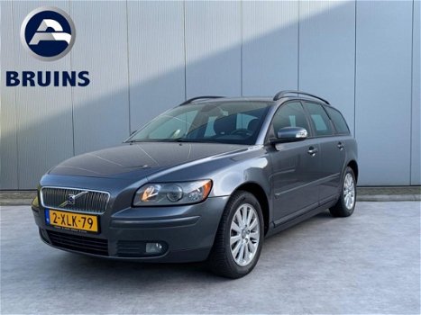 Volvo V50 - 2.0 145 PK MOMENTUM, FAMILY-LINE, ESTATE-LINE, NAVIGATIE - 1