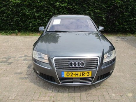 Audi A8 - 4.2 TDI quattro FULL OPTIONS - 1