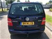 Volkswagen Touran - 1.6-16V FSI AIRCO IJSKOUD 7 PERSOONS - 1 - Thumbnail
