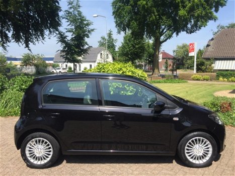 Volkswagen Up! - 1.0 high up BlueMotion 1ste eigenaar - 1