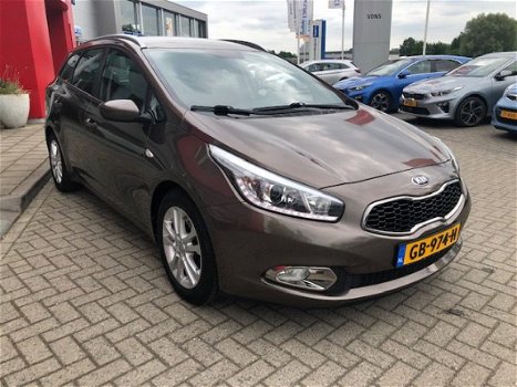 Kia Cee'd - 1.6 GDI ComfortLine perfecte staat lease 159, = p/mnd 0492-588951 Roel - 1