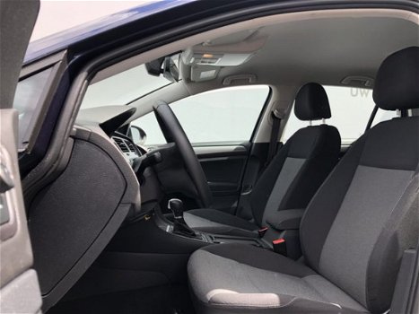 Volkswagen Golf - 1.2 TSI Connected Series - Automaat - 1