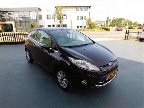 Ford Fiesta - 1.6 Ghia CRUISE CONTROL - 1