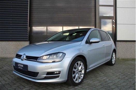 Volkswagen Golf - 1.4 TSI Highline Full Option Pano NaviPro Leder DCC Dealeronderhouden - 1