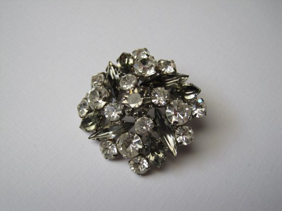 Broche zilverkleurig met heldere en grijze rijnstenen 3.6 cm - Afbeelding 4