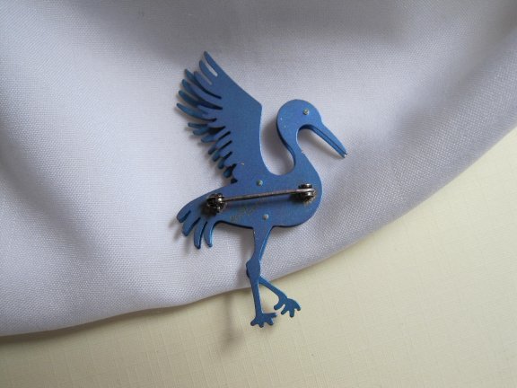 Broche blauw metalen ooievaar 5.4x3.5 cm - Afbeelding 4