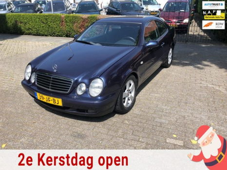 Mercedes-Benz CLK-klasse Coupé - 200 Sport AUTOMAAT AIRCO KM 214913MET NAP - 1