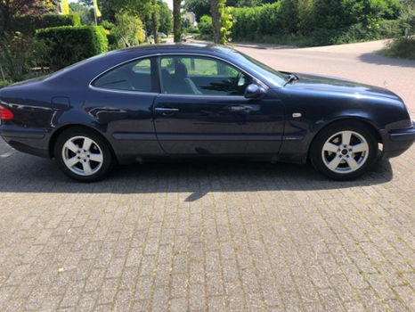 Mercedes-Benz CLK-klasse Coupé - 200 Sport AUTOMAAT AIRCO KM 214913MET NAP - 1