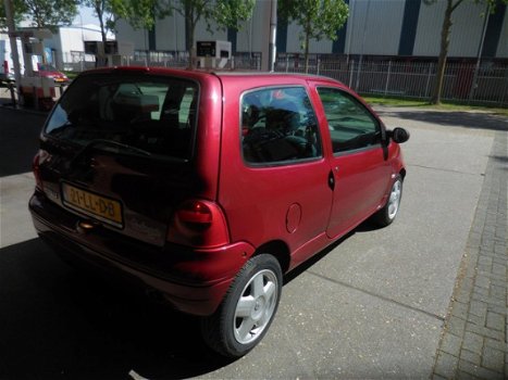 Renault Twingo - 1.2 55 KW E3 S PRIVELEGE AIRCO - 1