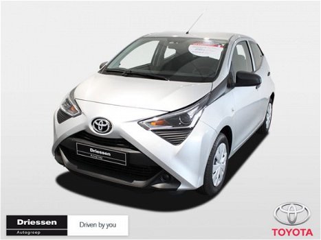 Toyota Aygo - 1.0 VVT-I X-FUN ( Airco - Elektrische ramen ) - 1