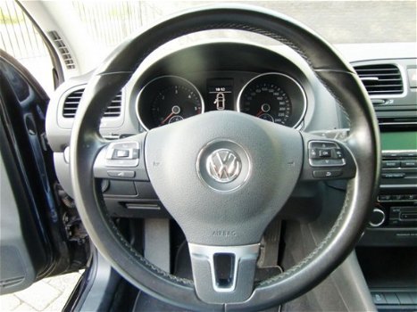 Volkswagen Golf - 1.6 TDI Highline BlueMotion DSG AUTOMAAT, Grote beurt gehad, 100 % in orde - 1