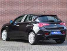 Alfa Romeo Giulietta - 1.4 T Distinctive 17 Inch Blue&Me Climate Cruise 60160 KM