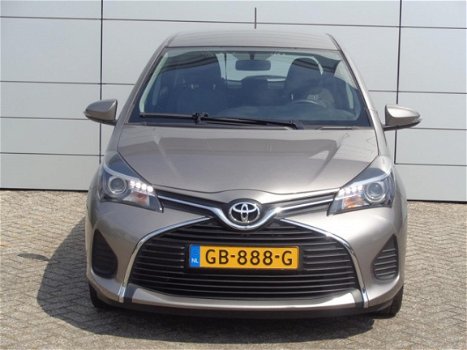 Toyota Yaris - 1.3 16v VVT-i 99pk 5D Aspiration - 1