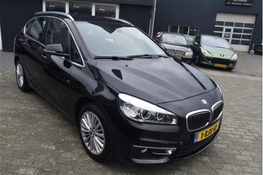 BMW 2-serie Active Tourer - 218d High Executive PANO, NAVI, LEER 90dkm - 1