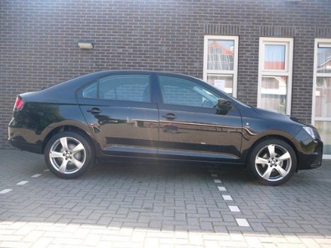 Seat Toledo - 1.2 TSI Enjoy-airco-lmv-inruil mog - 1