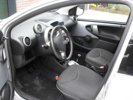 Peugeot 107 - 1.0 Active - 1