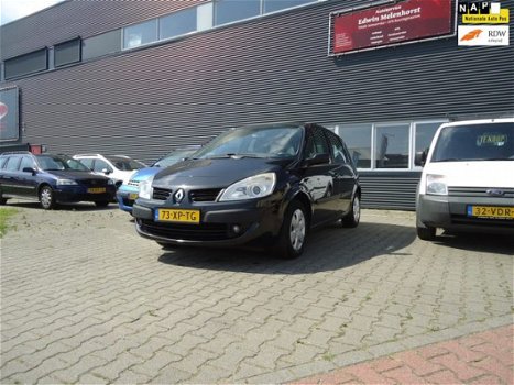 Renault Scénic - 1.6-16V Business Line - 1