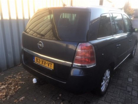 Opel Zafira - 1.9 CDTI 88KW DPF - 1